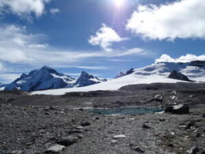 wanderung-matterhorn-glacier-trail-zermatt