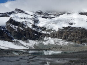 wanderung-matterhorn-glacier-trail-zermatt