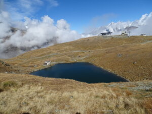 wanderung-matterhorn-glacier-trail-zermatt