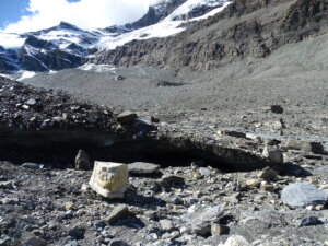 wanderung-matterhorn-glacier-trail-zermatt