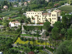 Meran und die Gärten von Schloss Trautmannsdorf